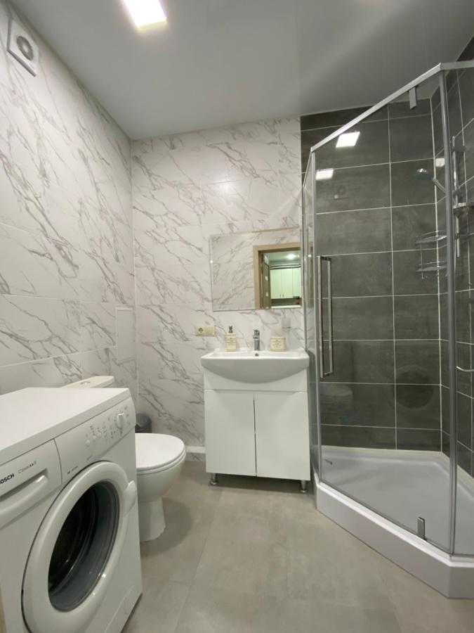 Apartment In Khmelnytsky Street Львів Екстер'єр фото
